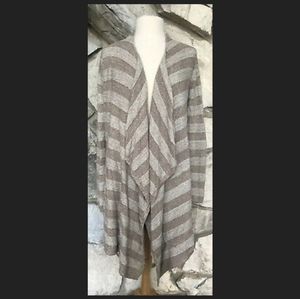 Barefoot dreams cardigan